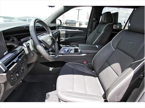 2025 Cadillac Escalade ESV Sport