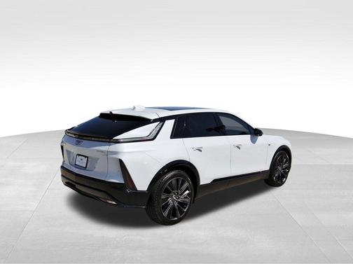 2026 Cadillac LYRIQ Signature Sport