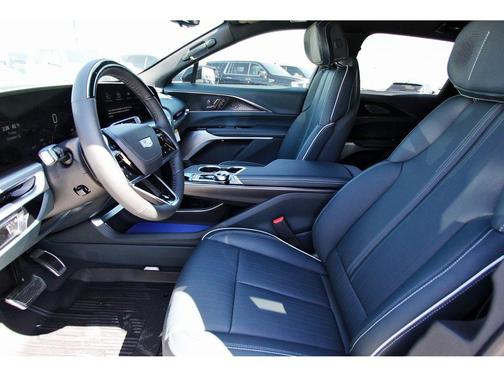 2026 Cadillac LYRIQ Signature Sport