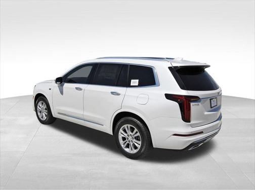 2025 Cadillac XT6 Luxury FWD
