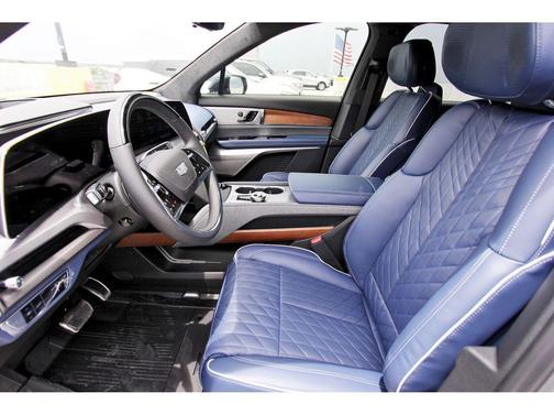 2026 Cadillac VISTIQ Premium Luxury