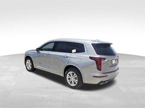 2025 Cadillac XT6 Luxury FWD