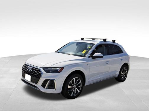 2023 Audi Q5 45 S line Premium Plus