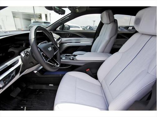 2025 Cadillac LYRIQ Luxury w/1SD