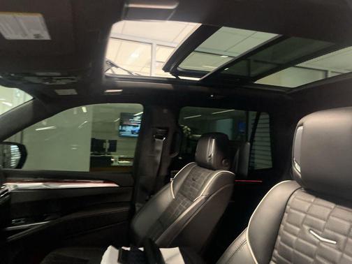 2025 Cadillac Escalade Premium Luxury Platinum