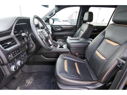 2023 GMC Yukon XL 4WD AT4