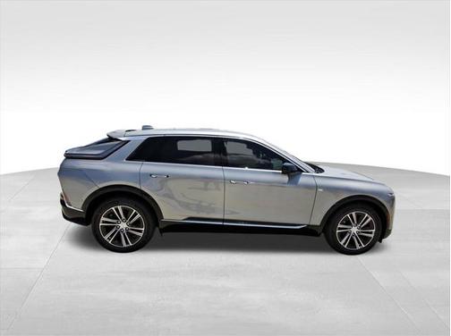 2025 Cadillac LYRIQ Luxury w/1SC