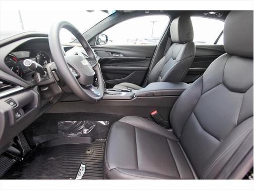2025 Cadillac CT4 Luxury RWD