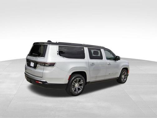 2024 Jeep Grand Wagoneer L 4x4