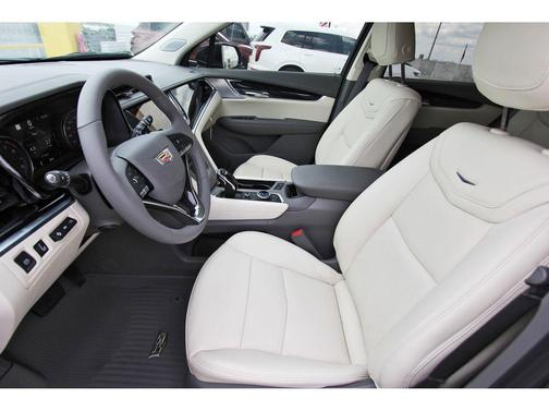2025 Cadillac XT6 Premium Luxury FWD