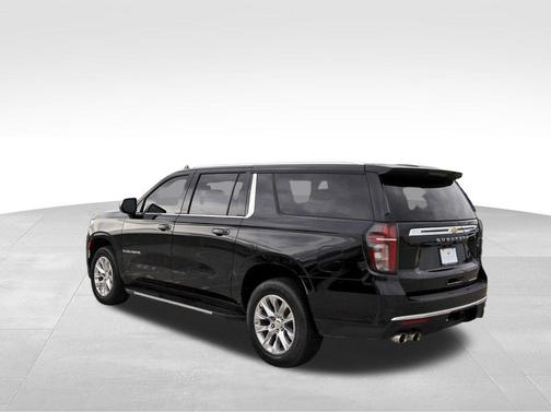 Black 2024 Chevrolet Suburban Premier