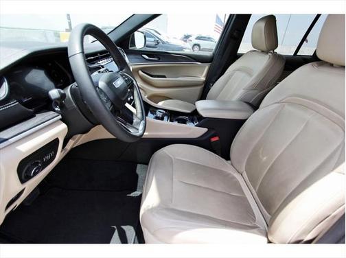 2023 Jeep Grand Cherokee Limited X