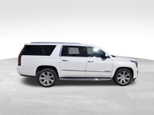 2019 Cadillac Escalade ESV Premium Luxury