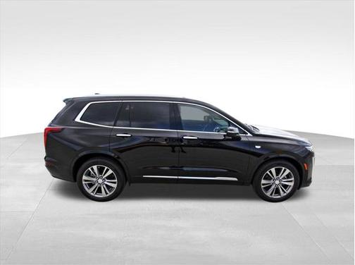 2025 Cadillac XT6 Premium Luxury FWD