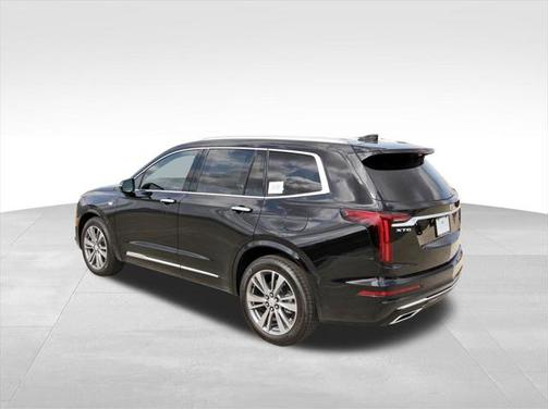 2025 Cadillac XT6 Premium Luxury FWD