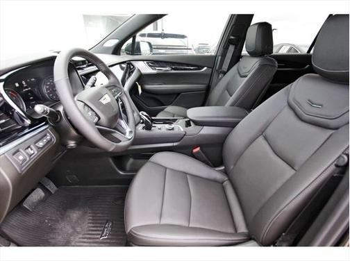 2025 Cadillac XT6 Premium Luxury FWD