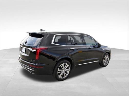 2025 Cadillac XT6 Premium Luxury FWD