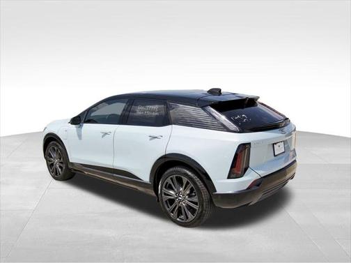 2025 Cadillac OPTIQ Sport 2 AWD