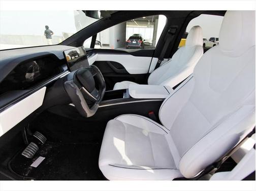 2022 Tesla Model X Plaid Tri Motor All-Wheel Drive