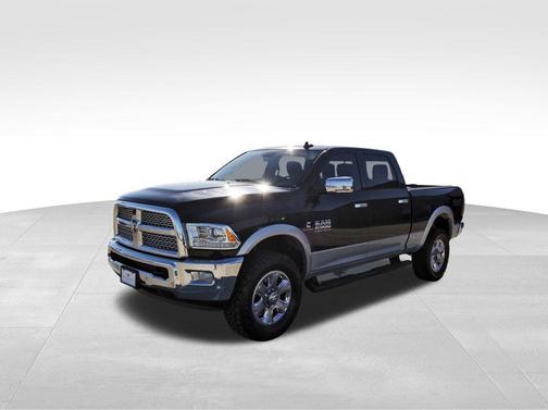 2018 RAM 2500 Laramie Crew Cab 4x4 6'4' Box