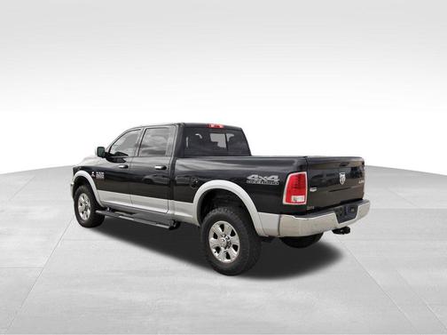 2018 RAM 2500 Laramie Crew Cab 4x4 6'4' Box