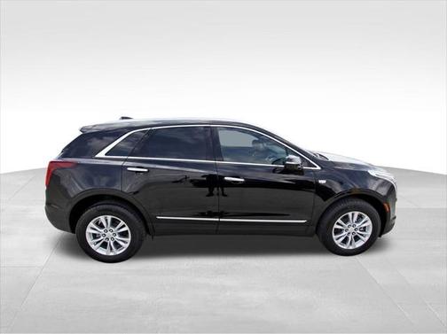 2025 Cadillac XT5 Luxury