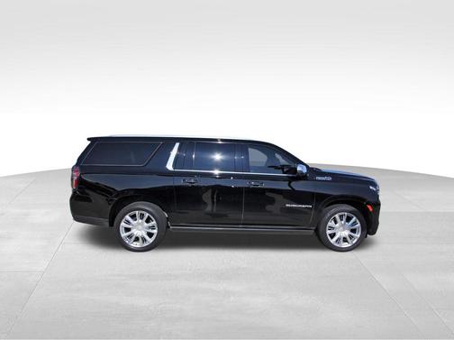 2022 Chevrolet Suburban 2WD High Country