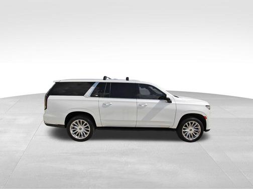 2023 Cadillac Escalade ESV Premium Luxury