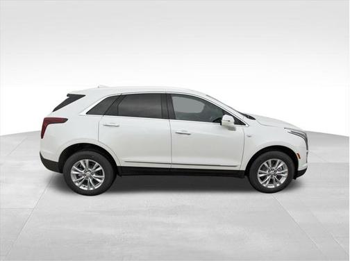 2025 Cadillac XT5 Luxury