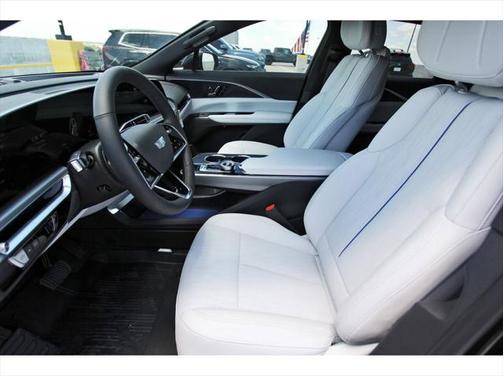 2025 Cadillac LYRIQ Luxury w/1SC