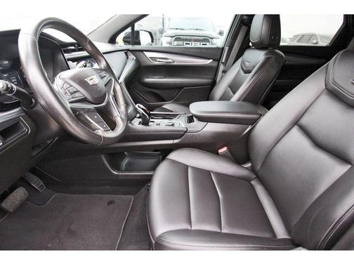 2022 Cadillac XT5 Luxury