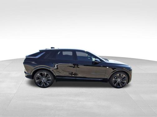 2026 Cadillac LYRIQ Signature Sport
