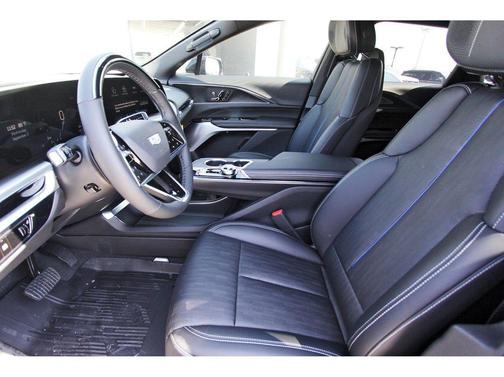 2026 Cadillac LYRIQ Signature Sport