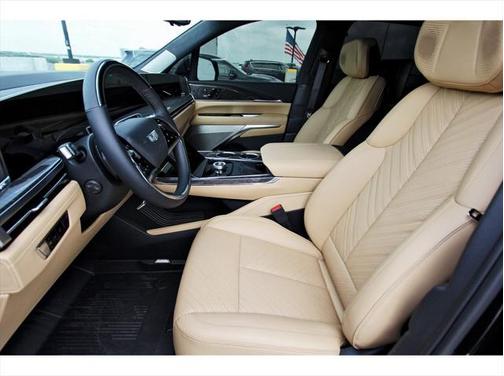 2025 Cadillac Escalade IQ Sport 2
