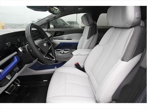 2025 Cadillac OPTIQ Luxury