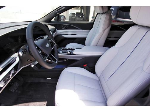 2025 Cadillac LYRIQ Sport