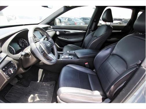 2023 INFINITI QX50 SPORT