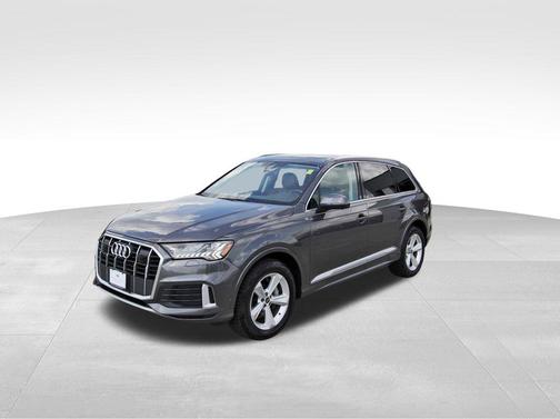 2024 Audi Q7 45 Premium Plus