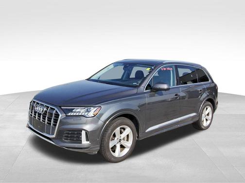 2024 Audi Q7 45 Premium Plus