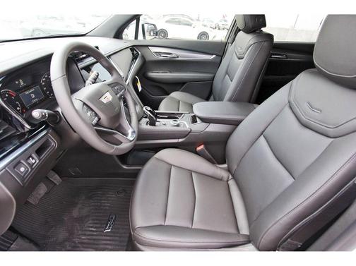 2025 Cadillac XT6 Luxury FWD