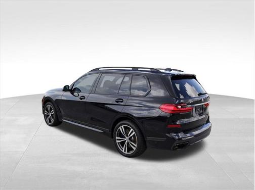 2020 BMW X7 M50i