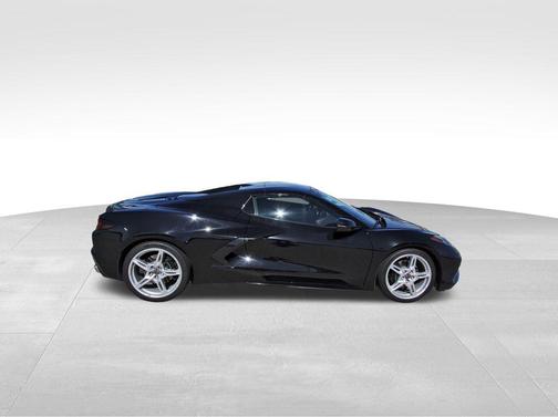 2025 Chevrolet Corvette Stingray w/3LT