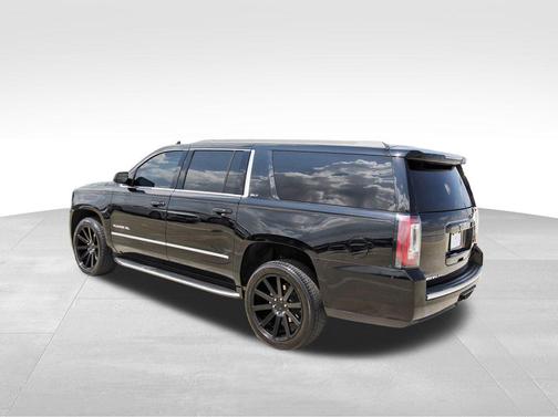 2020 GMC Yukon XL SLT
