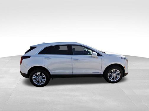2025 Cadillac XT5 Luxury