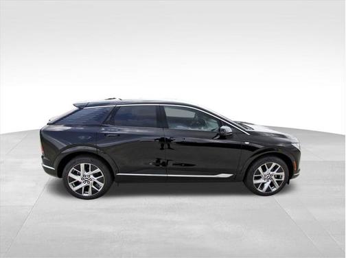 2025 Cadillac OPTIQ Luxury 1 AWD