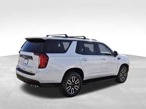 2024 GMC Yukon 4WD AT4