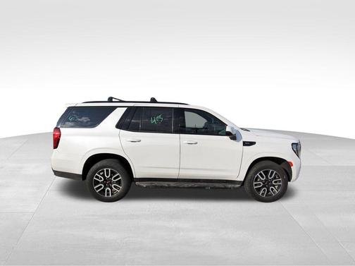 2024 GMC Yukon 4WD AT4