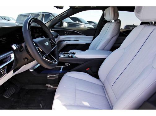 2026 Cadillac LYRIQ Premium Luxury