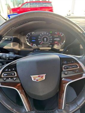 2018 Cadillac Escalade Luxury