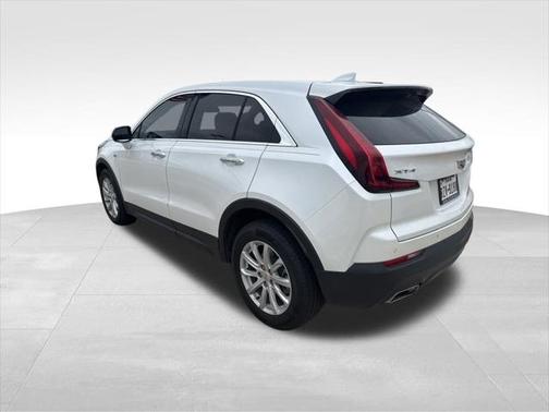 2022 Cadillac XT4 Luxury